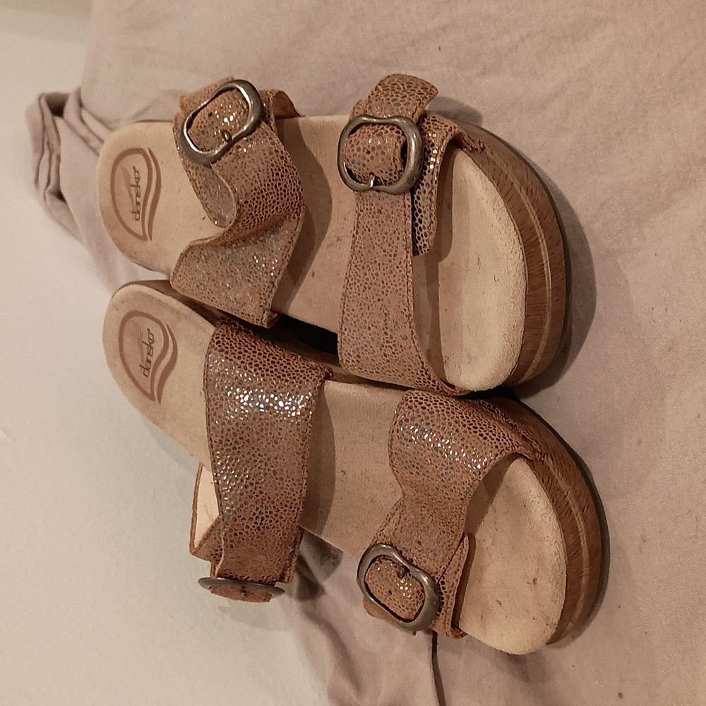 DANSKO Clog Slides, Tan Shimmer, Sz 38, EUC